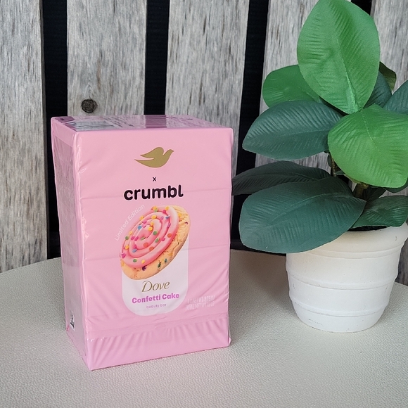 Dove Other - Crumbl × Dove Confetti Cake Body Bar 4 Pack - Pink